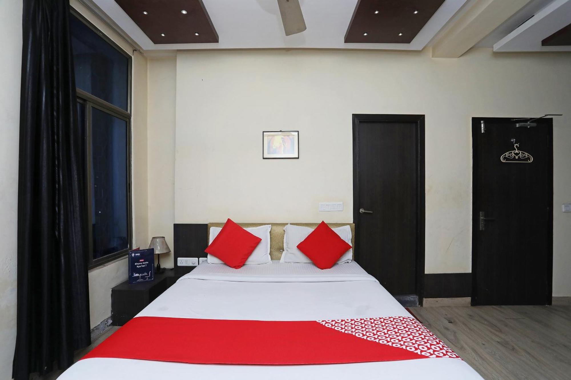 Collection O River Bay Resort Даймонд-Харбор Екстер'єр фото